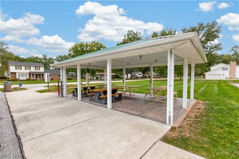211 Beacon Hill Boulevard Northfield OH 44067
