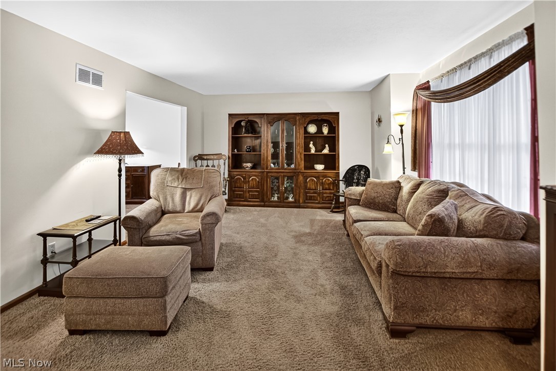 211 Beacon Hill Boulevard Northfield OH 44067