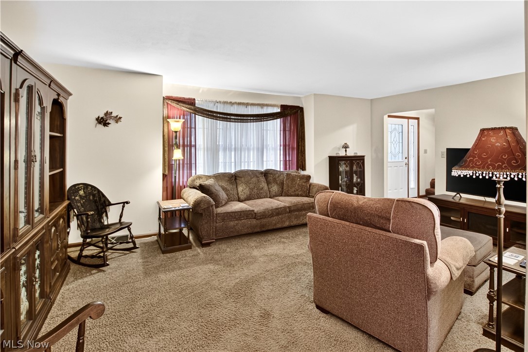 211 Beacon Hill Boulevard Northfield OH 44067