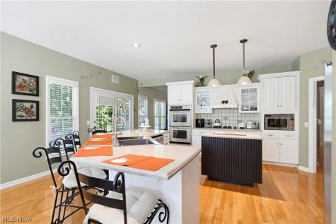 2918 Macduff Drive NW North Canton OH 44720