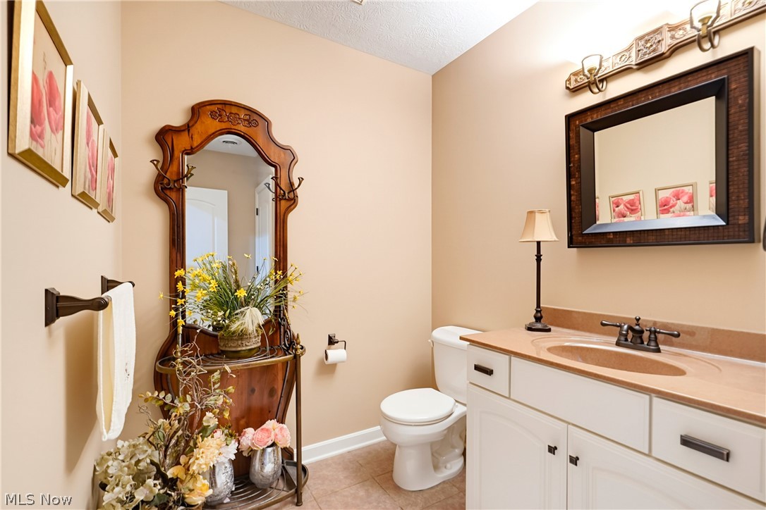 2918 Macduff Drive NW North Canton OH 44720