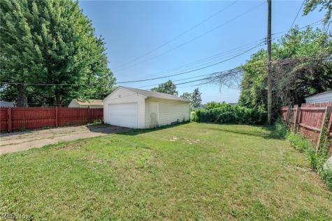 4122 W 145th Street Cleveland OH 44135
