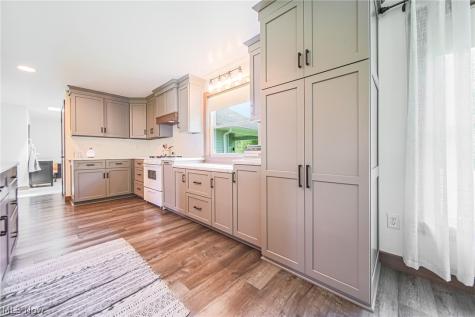 6401 E Moreland Road Fredericksburg OH 44627