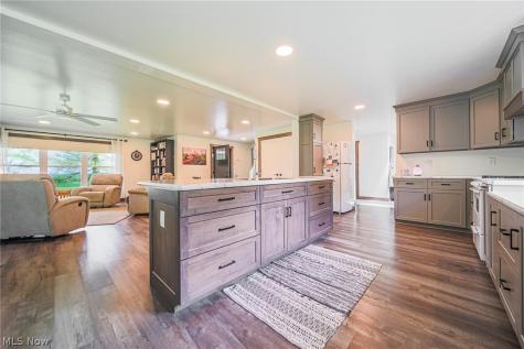6401 E Moreland Road Fredericksburg OH 44627