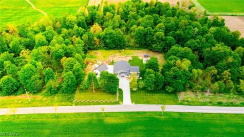 6401 E Moreland Road Fredericksburg OH 44627