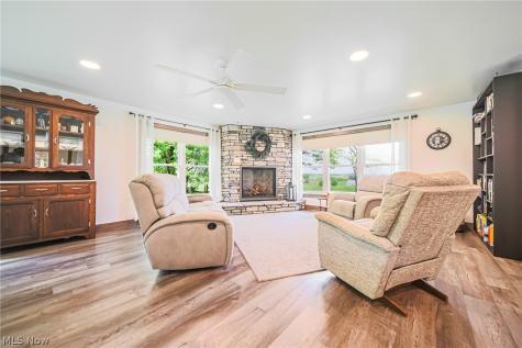 6401 E Moreland Road Fredericksburg OH 44627