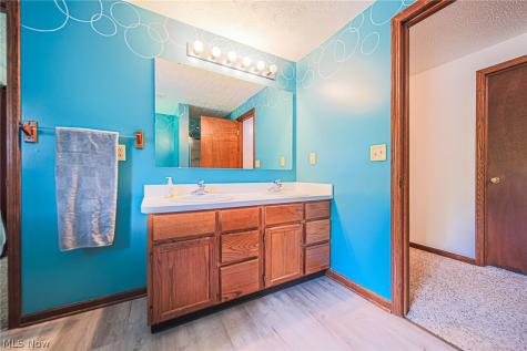 6401 E Moreland Road Fredericksburg OH 44627