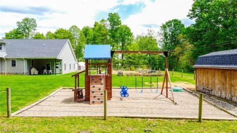 6401 E Moreland Road Fredericksburg OH 44627