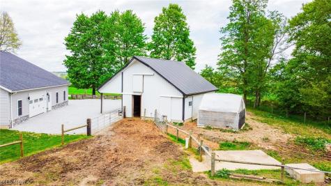 6401 E Moreland Road Fredericksburg OH 44627
