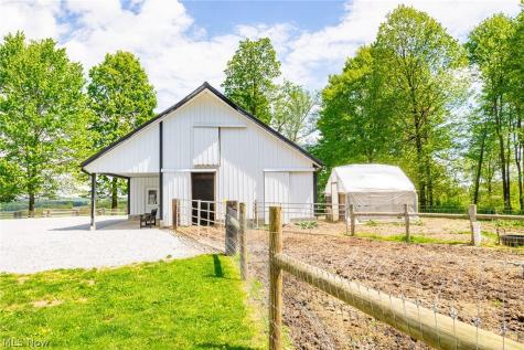 6401 E Moreland Road Fredericksburg OH 44627