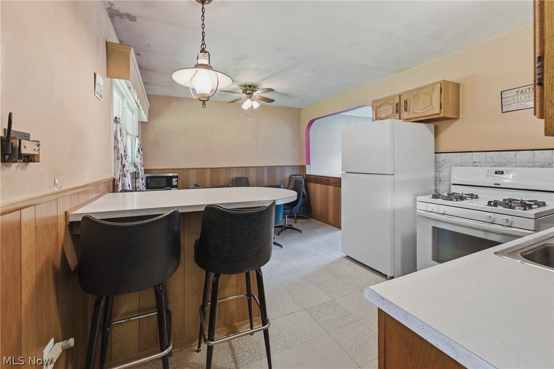 2425 Regentview Street NE Canton OH 44705