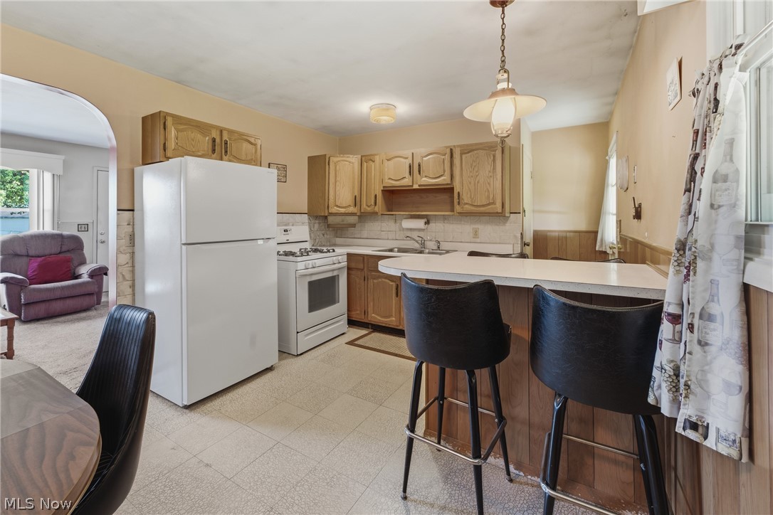 2425 Regentview Street NE Canton OH 44705