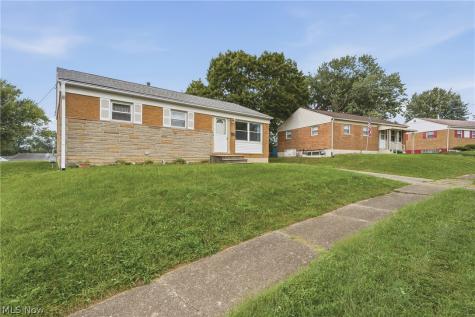 2425 Regentview Street NE Canton OH 44705