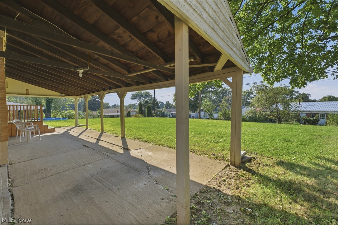 2425 Regentview Street NE Canton OH 44705