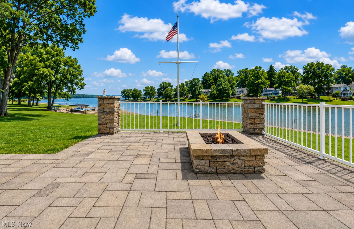 6964 Lakeview Drive Hanoverton OH 44423