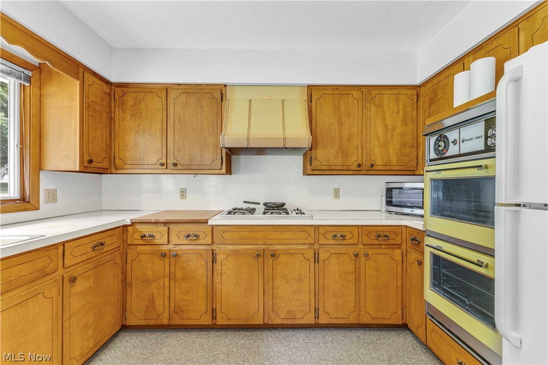 388 Cheryl Drive Tallmadge OH 44278