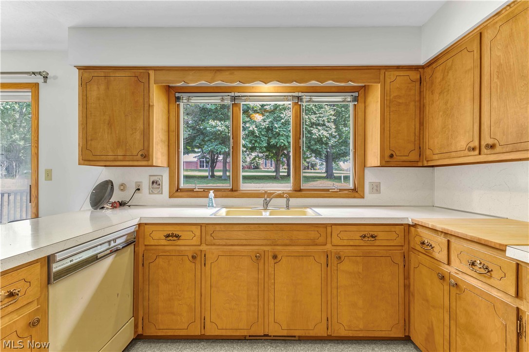 388 Cheryl Drive Tallmadge OH 44278
