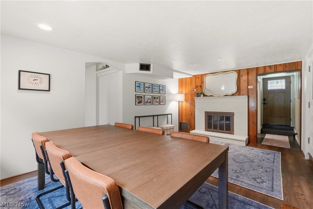 6115 Vale View Drive SW Sherrodsville OH 44675