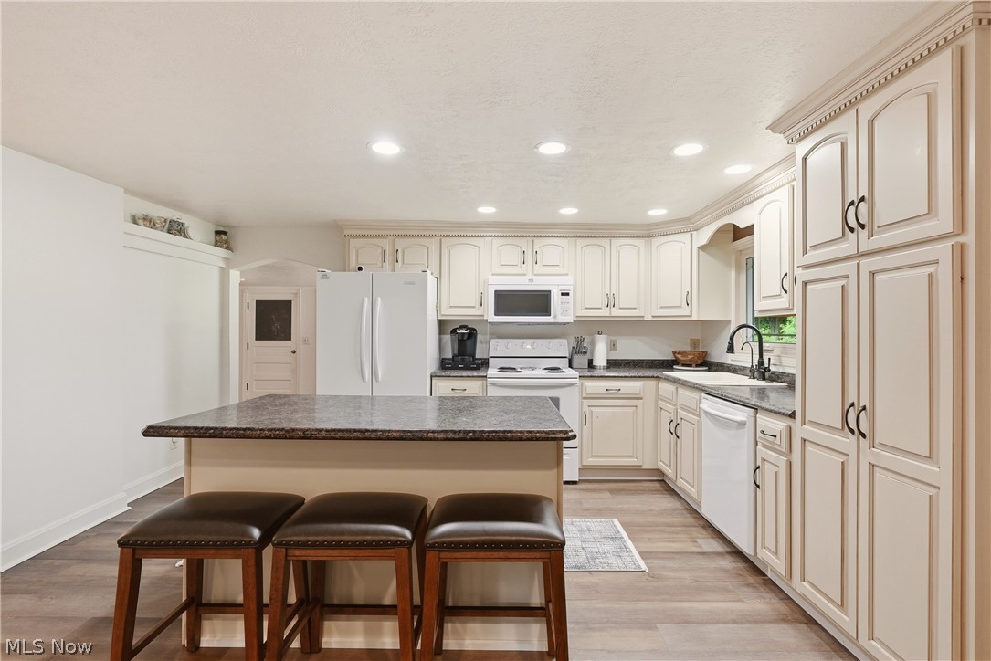 6115 Vale View Drive SW Sherrodsville OH 44675