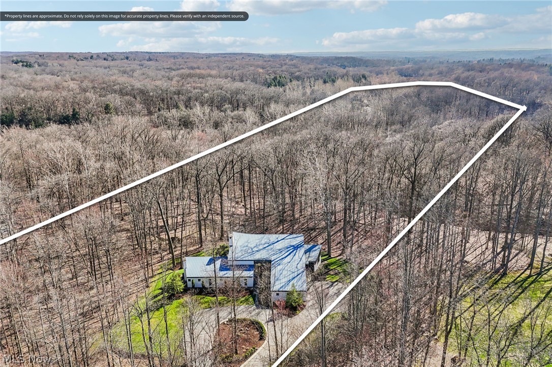 7565 Runny Meade Trail Chagrin Falls OH 44022