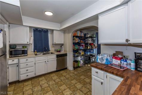 518 22nd Street NW Canton OH 44709