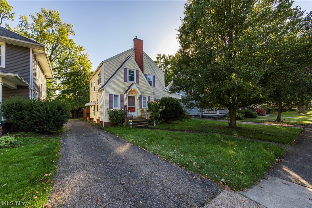 518 22nd Street NW Canton OH 44709