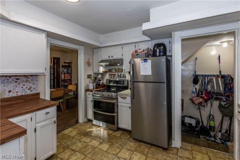 518 22nd Street NW Canton OH 44709