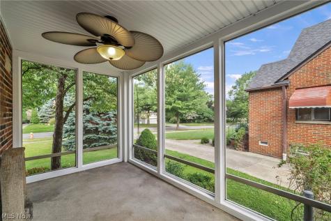 4051 Riveredge Road Cleveland OH 44111