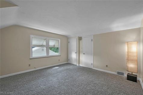 4051 Riveredge Road Cleveland OH 44111