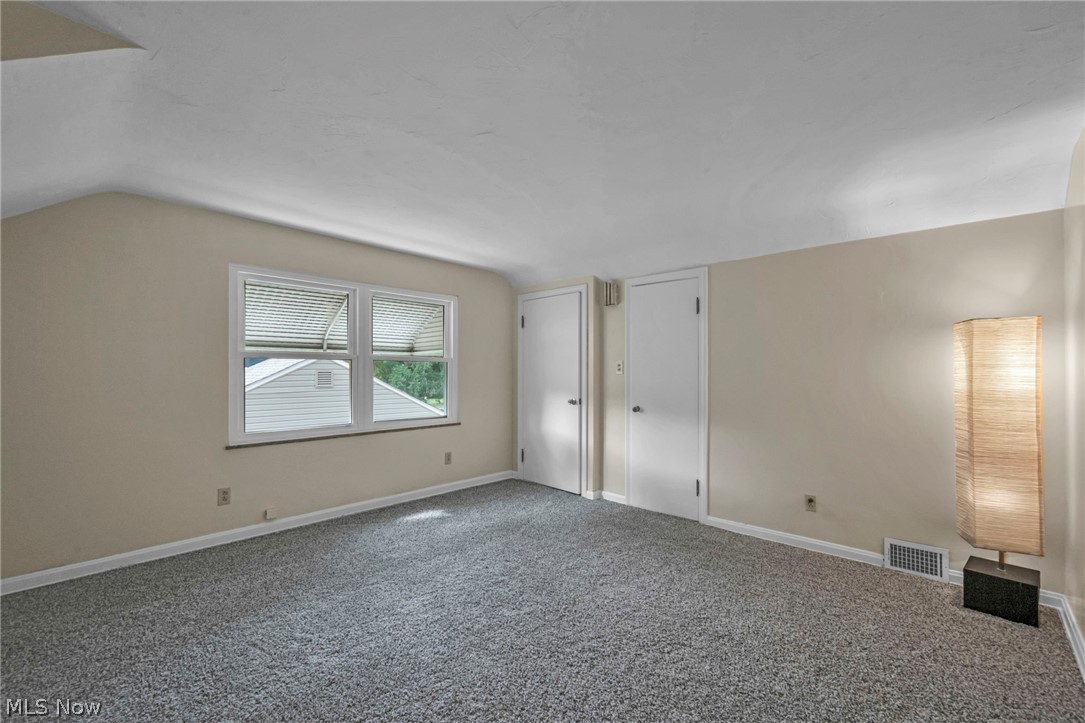4051 Riveredge Road Cleveland OH 44111