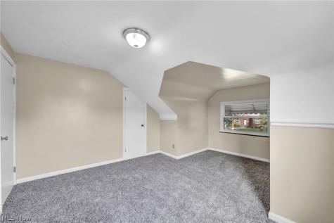 4051 Riveredge Road Cleveland OH 44111