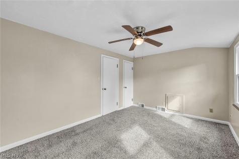 4051 Riveredge Road Cleveland OH 44111