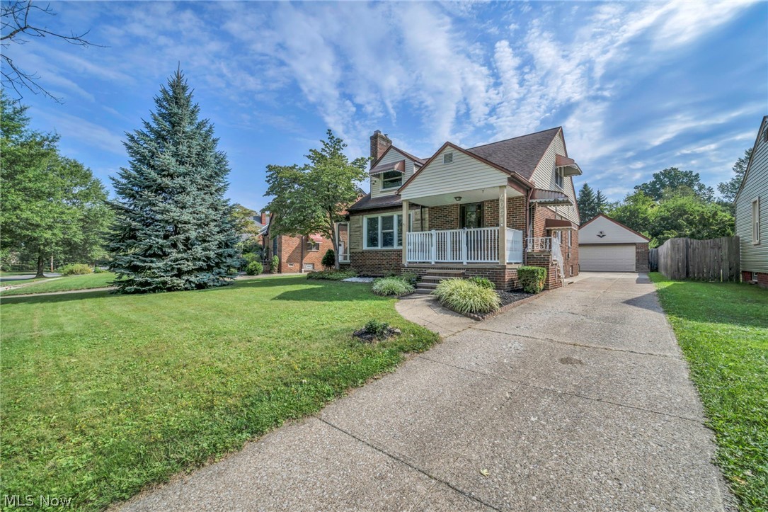 4051 Riveredge Road Cleveland OH 44111