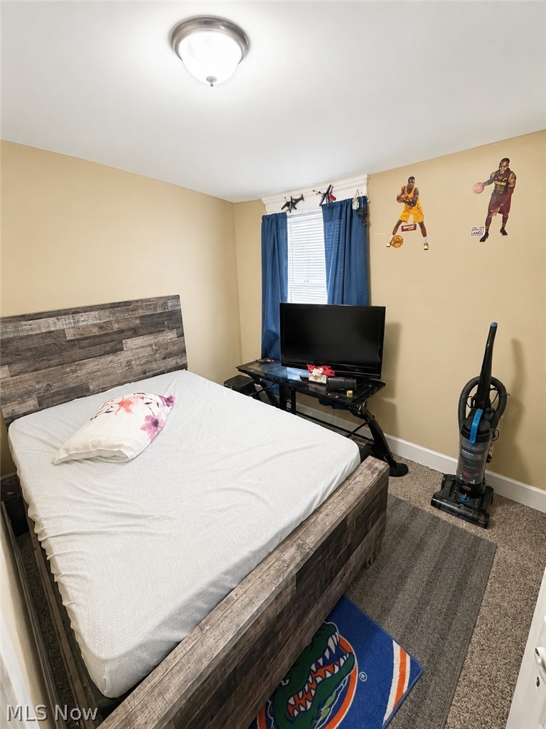 9520 Nelson Avenue Cleveland OH 44105