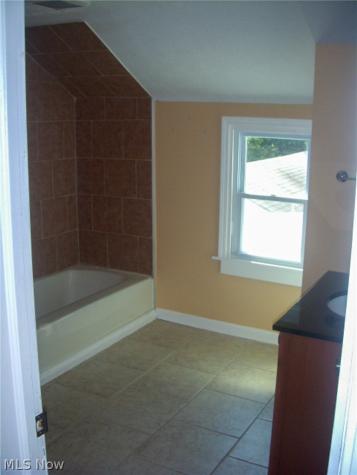 1012 28th Street NE Canton OH 44714