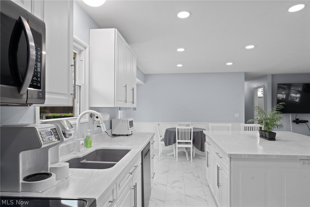 10461 Fort Laurens Road NW Bolivar OH 44612
