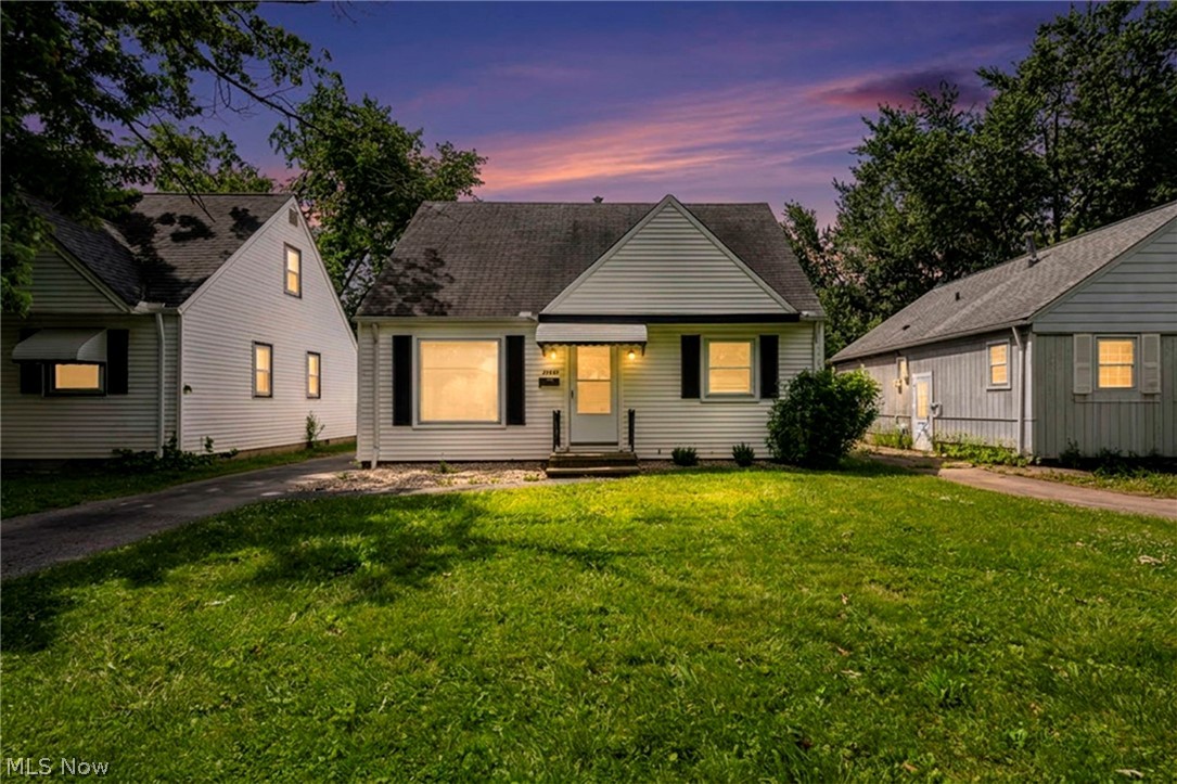 18401 Parkmount Avenue Cleveland OH 44135