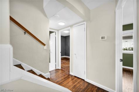 18401 Parkmount Avenue Cleveland OH 44135