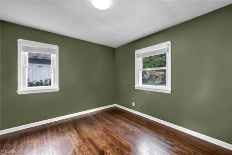 18401 Parkmount Avenue Cleveland OH 44135