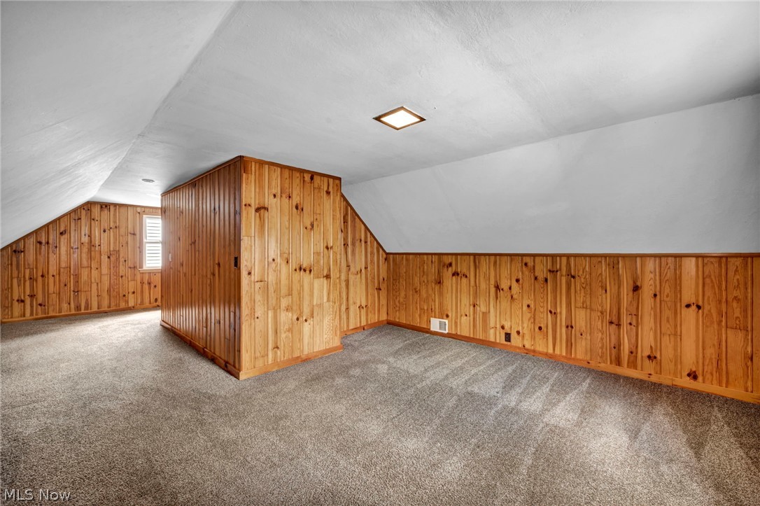 18401 Parkmount Avenue Cleveland OH 44135