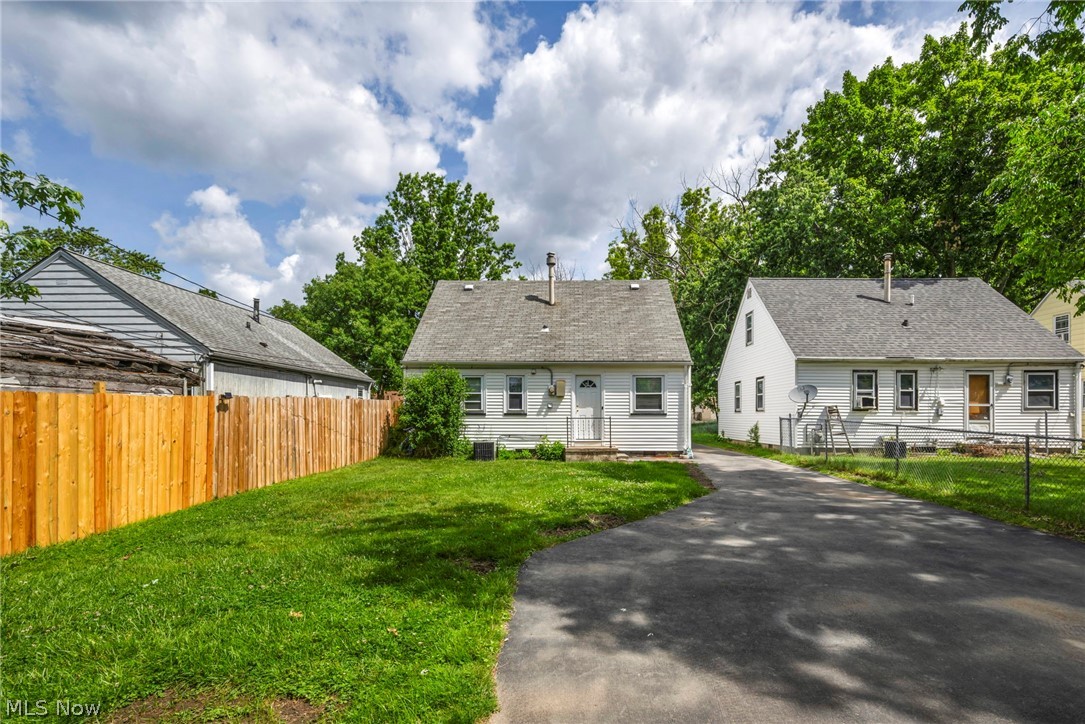 18401 Parkmount Avenue Cleveland OH 44135