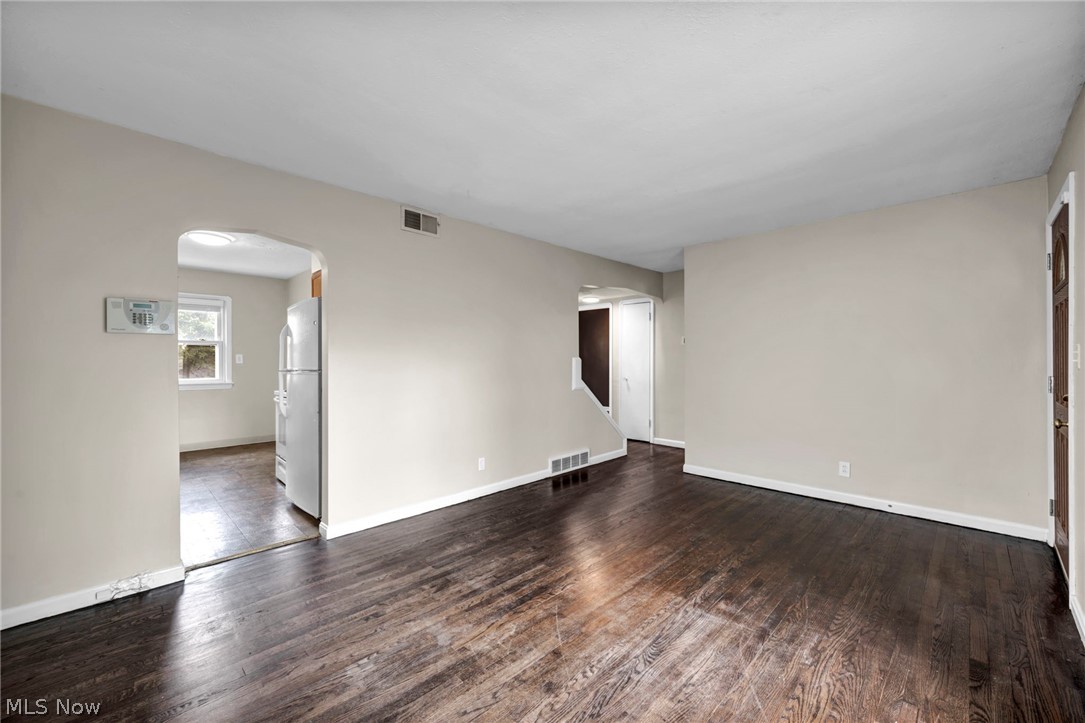 18401 Parkmount Avenue Cleveland OH 44135