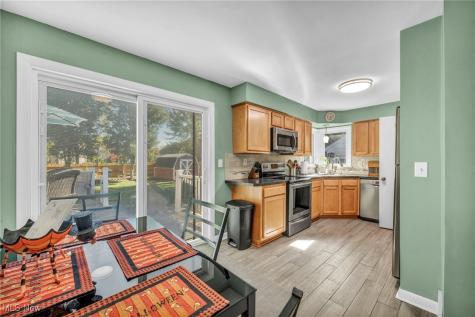 3285 Stoney Ridge Road Avon OH 44011