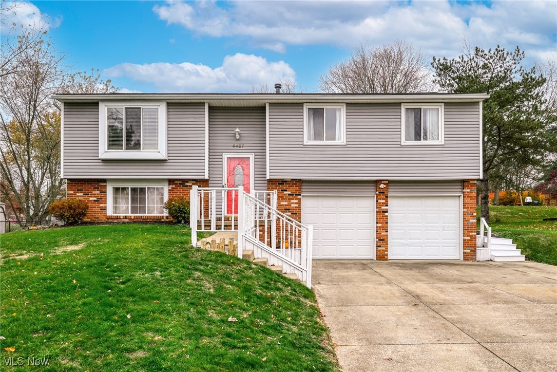 Uniontown OH, 4407 Sunnyview Drive