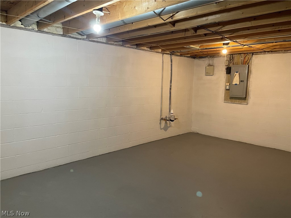 827 Marie Avenue Akron OH 44314