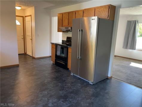 827 Marie Avenue Akron OH 44314