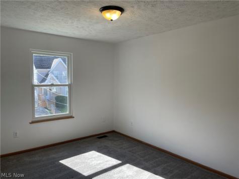 827 Marie Avenue Akron OH 44314