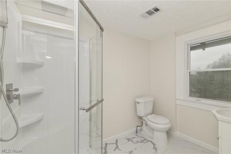 1201 East Avenue Akron OH 44307