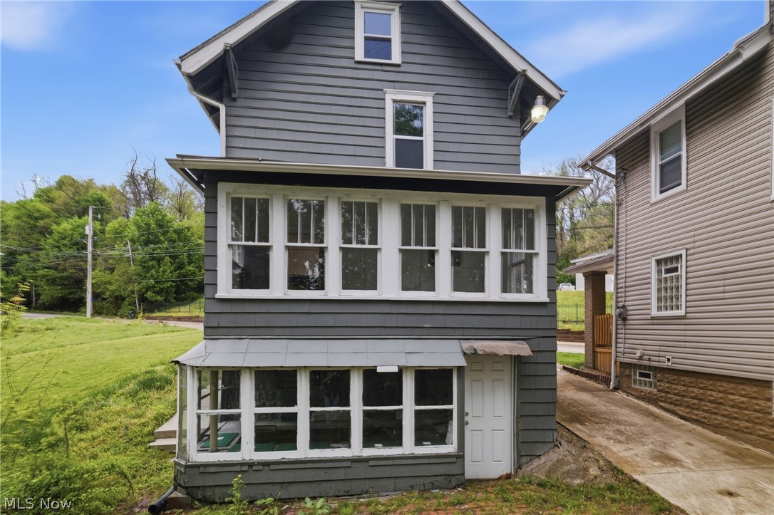 1201 East Avenue Akron OH 44307