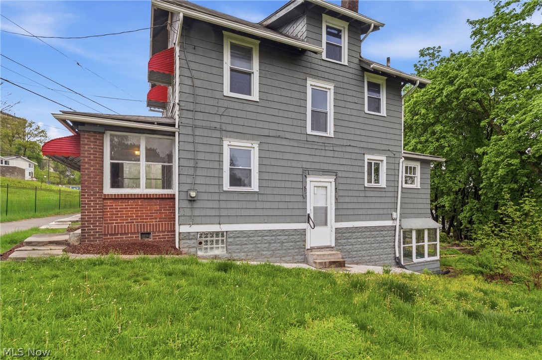 1201 East Avenue Akron OH 44307